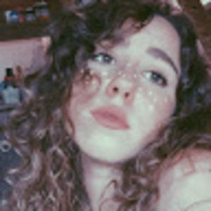 Meet your Posher, Caleigh ilisa